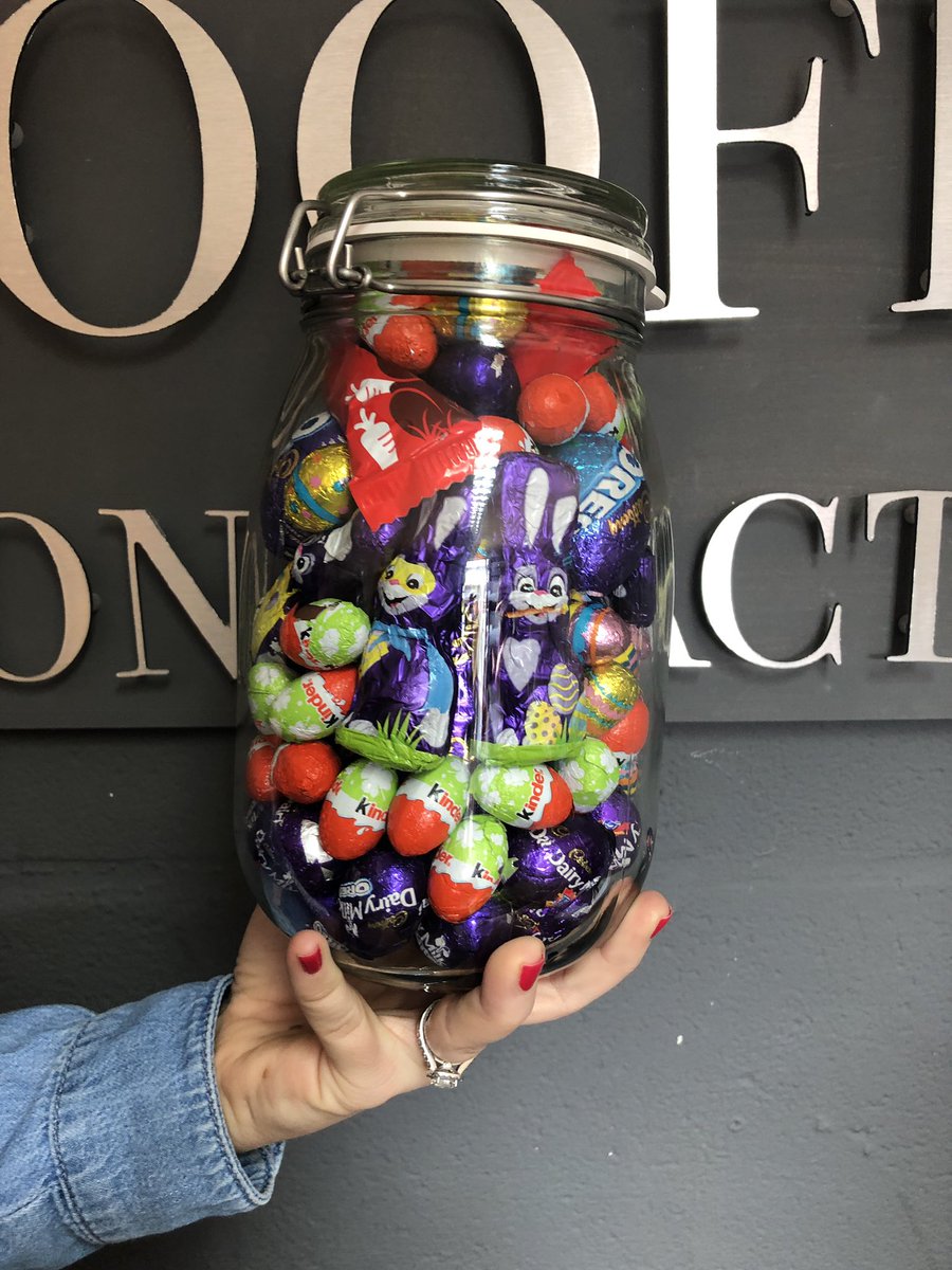 randall_roofing's tweet photo. 🐣 EASTER COMPETITION 🐣 
How many Easter treats in the jar? 
Guess correctly and win all the Easter treats within the jar. Tag us with your answer &amp; Retweet, winner announced Tuesday  #easter #competition #eggs #chocolate #jrandall https://t.co/F7TLg4oRvW