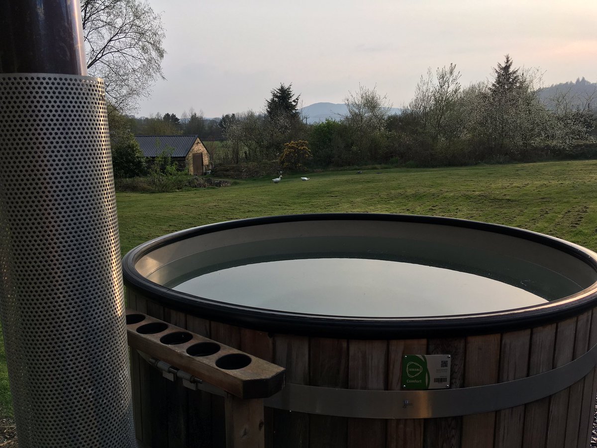 Nordic Hot Tubs tweet media