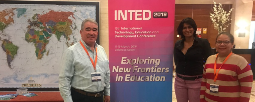 FCSHEspol's tweet photo. Nuestros profesores @marie0980, Karen Yambay, @mendezmariela y Eduardo Armijos participaron en la prestigiosa conferencia internacional de educación y tecnología #INTED2019. Conozca los temas que expusieron: https://t.co/HlUTW0twut https://t.co/OhiXXZycaT