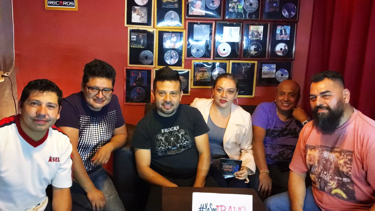 studio7pm's tweet photo. Familia #YoSoyIRAWO https://t.co/UhKpO2gNCL