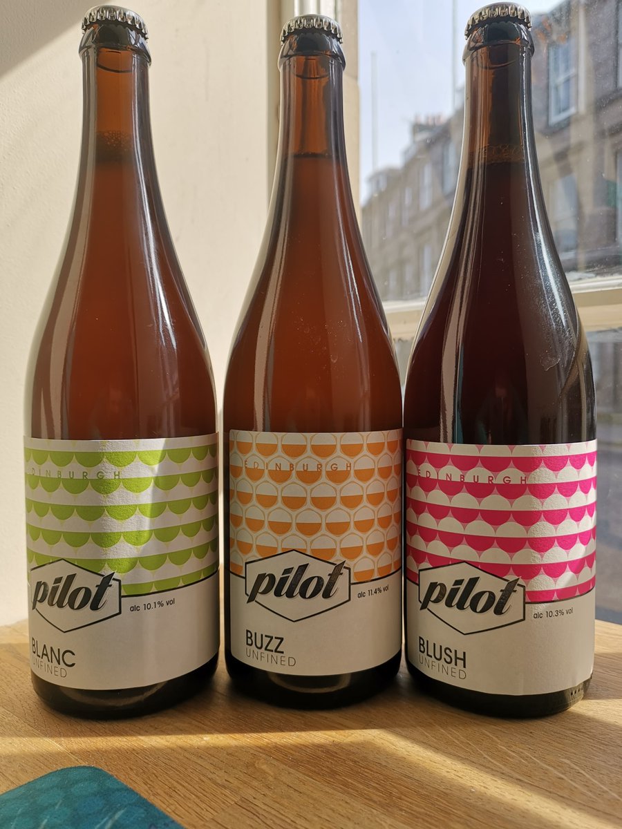 A bit late to the party but just popped these amazing, perfect for sharing brews from @pilotbeeruk in the fridges! 

Word has it we have the last bottles of blush, best get one while you can!

#stewartbrewing #craftbeer #edinburghevents #edinburghbeer #pilotbeer #beer
