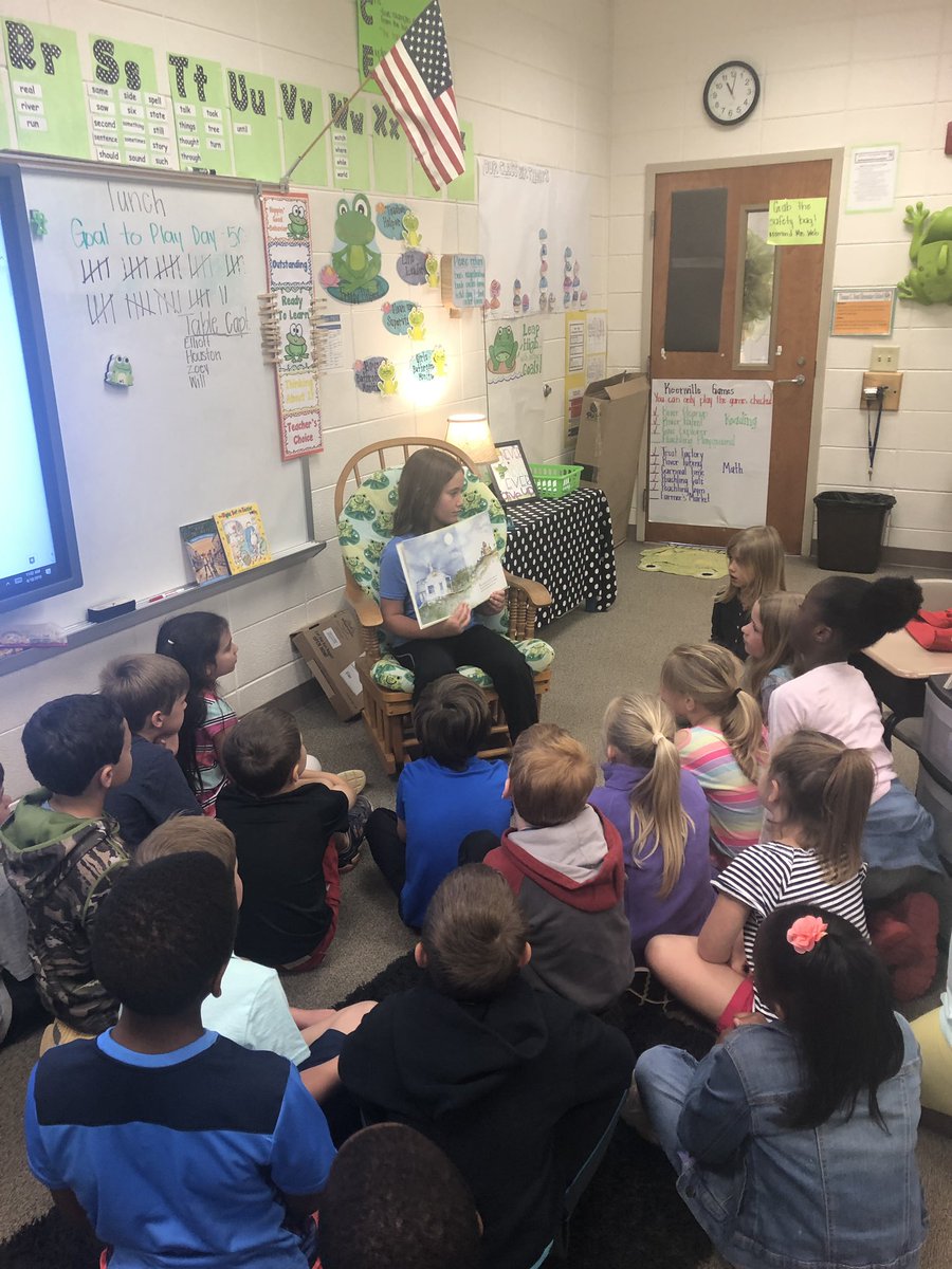 websfrogs's tweet photo. The Frogs love having guest readers! It even sweetens the deal when it’s a big sister to one of our frog mates ❤️🐸 📖 https://t.co/GljKV7Fezx