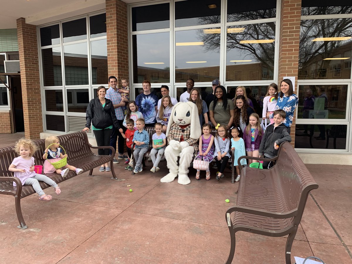 SFDPrincipal's tweet photo. A beautiful morning for this annual tradition that has spanned generations. The Student Council Easter Egg Hunt for the children and grandchildren of the SFD faculty. Thank you to the Students who gave of their time.
#HaveABlessedEaster https://t.co/gBEx4VFxA5