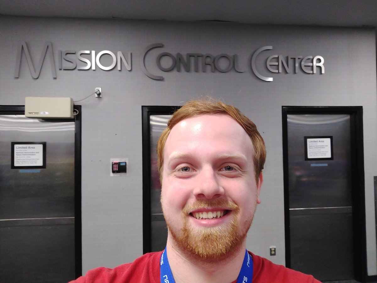 jakobplotts's tweet photo. Words can not express how I feel at this moment. Just thinking about the history of NASA's Houston mission control, the history being made, and being here in the present makes me so unbelievably moved and inspired! Thanks @NASA and @NASAedu for this incredible opportunity! https://t.co/VIkw44hzsT