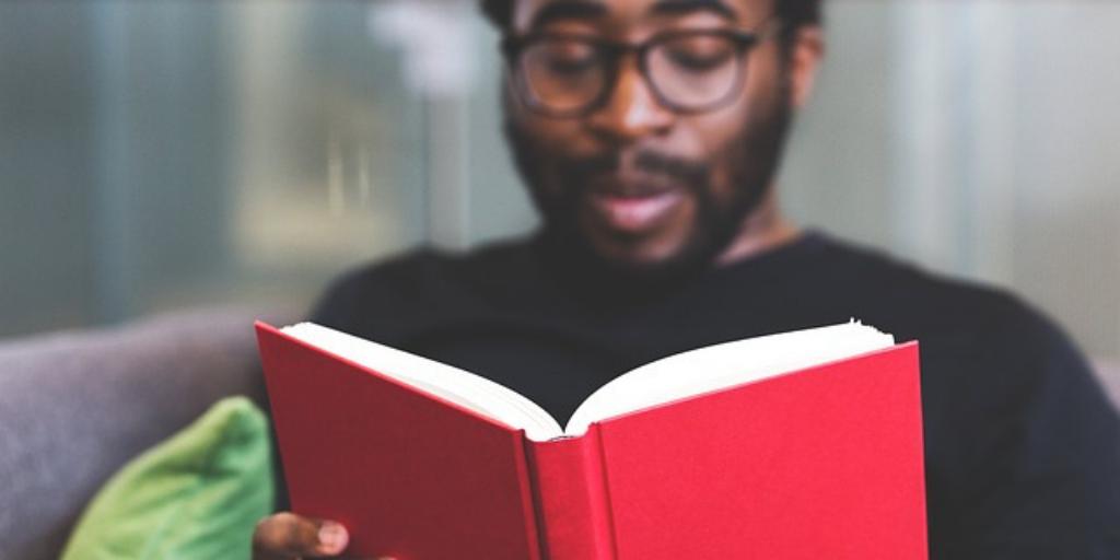 It's a great day to cozy up with a book! What are you reading today? Let us know below 👇