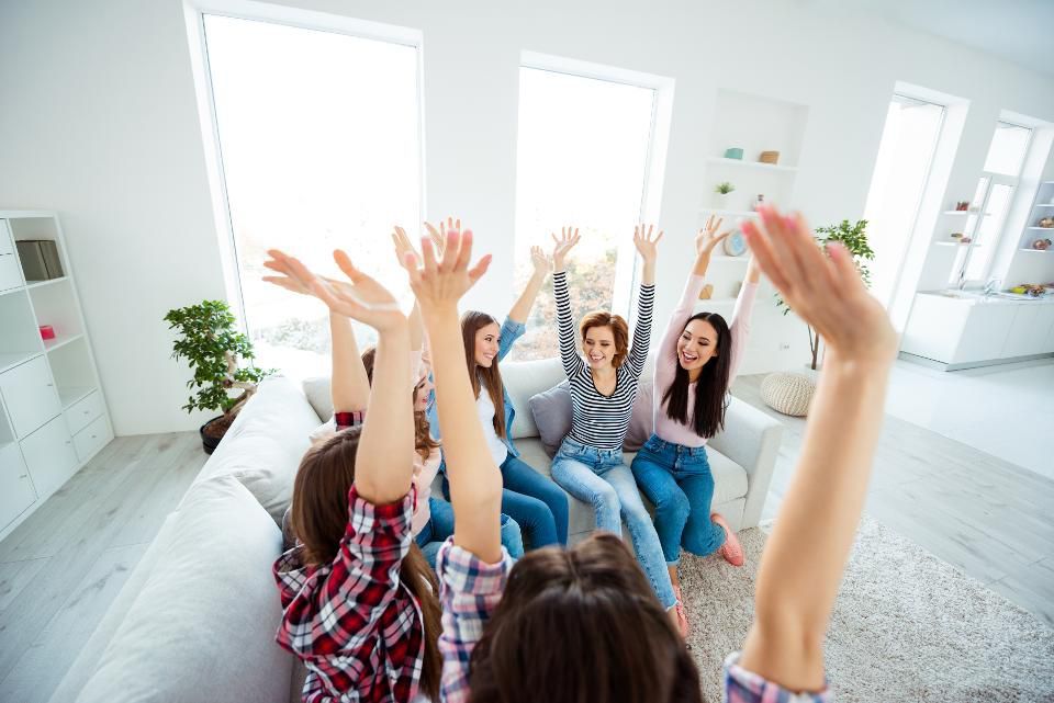 sheangelsinvest's tweet photo. Power Of The Pack: Women Who Support Women Are More Successful https://t.co/K7TiNKVHba #womenempoweringwomen #360karma https://t.co/DDjBlAwSCI