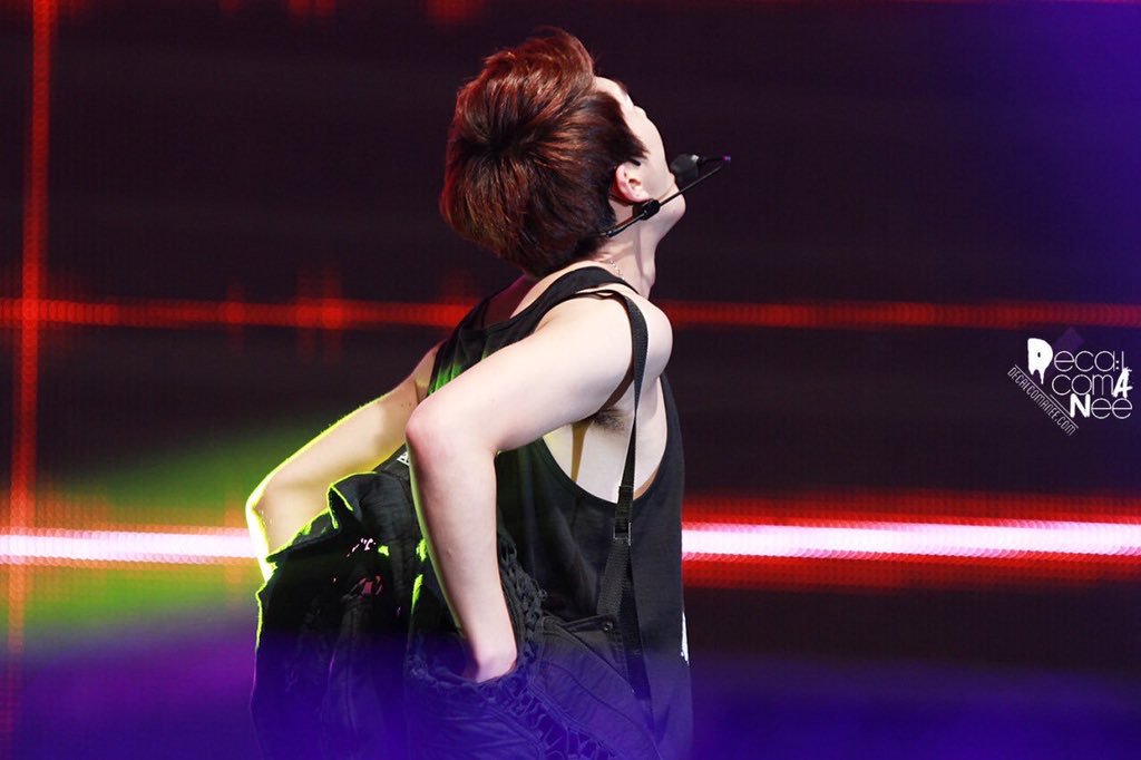 dO YOU GUYS THINK I WOULD FORGET THIS LEGENDARY MOMENT. NOPEEEEEEEEEEE.