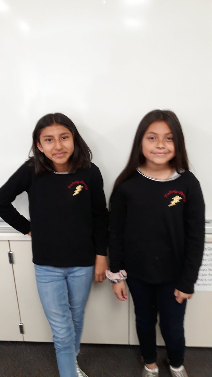 tzsalloum's tweet photo. @JuarezScholars 
Today is Twin Day here at Juarez. https://t.co/K5NaPx3BhA