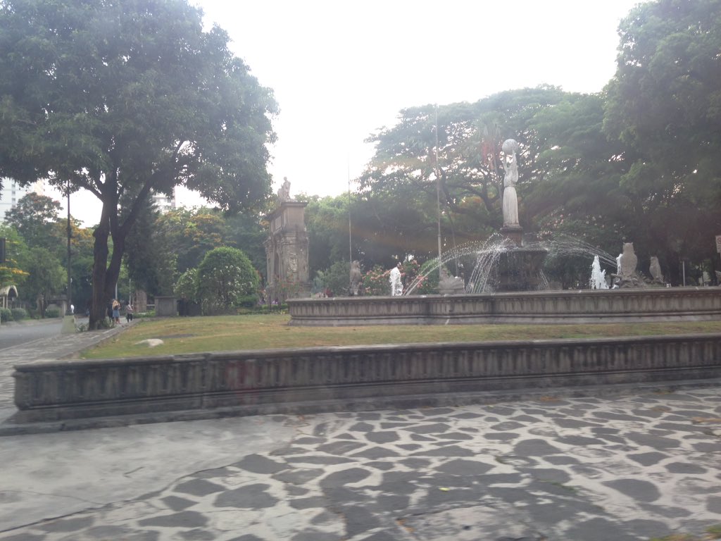 alexxaclyde's tweet photo. 📍UST

soon... 😉✊🏻 https://t.co/G3QVVmN5Ha