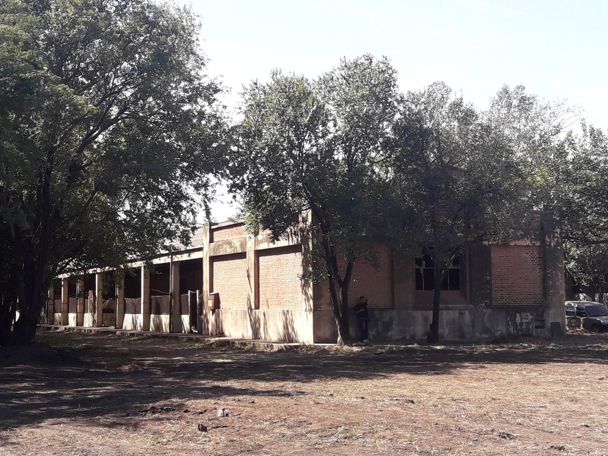 STELLAFLEITAS1's tweet photo. #Estructuras d antiguos #talleres #ferroviarios su #Arquitectura enriqueció toda una época y no merecen el olvido..Hoy nuevas propuestas d la mano y voluntad del equipo d gestión @ramonjmestre @Leticiagomezjac @MuniCba #DistritoCiudadano #FerrocarrilBelgrano #juevesdeaquitectura https://t.co/HniyHZbktX