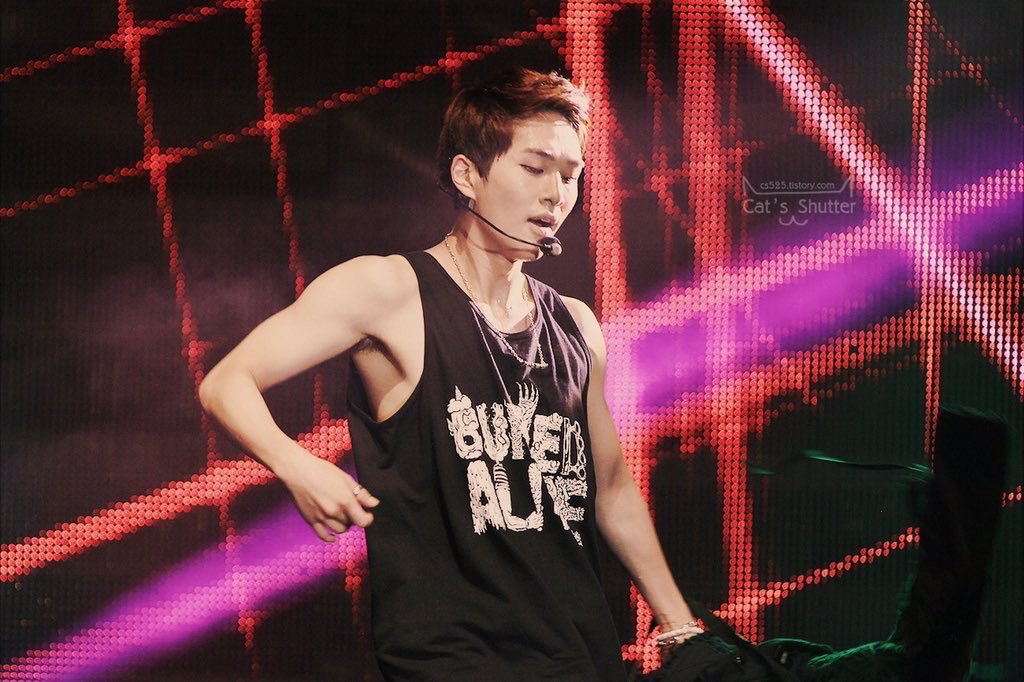 mORE ONGU--NNSS OMGGGG HELP ME BREATHE 