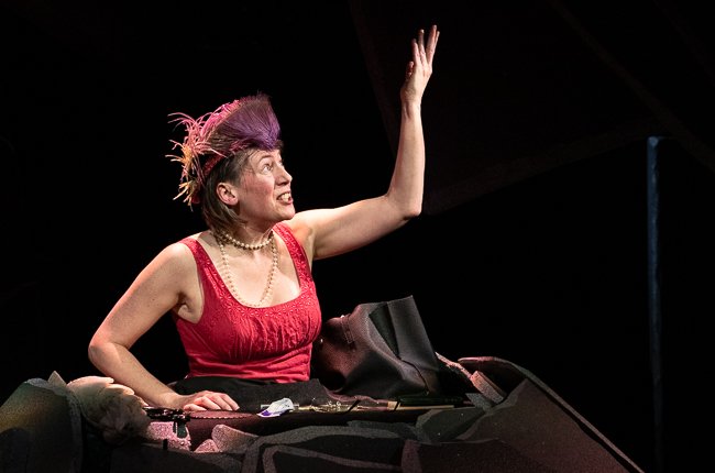 towertheatre's tweet photo. A fantastic review of @HappyDays_Tower from @spyinthestalls - https://t.co/dqTR5iFY4X - and we couldn't be more proud. Four more chances to see this "superlative performance"!
@DressReviews @samuelbbeckett @BeckettSociety @SamuelFrenchLtd @TheReviewsHub @ActDrop @TheatrePro_ https://t.co/nxeFpFe4YB