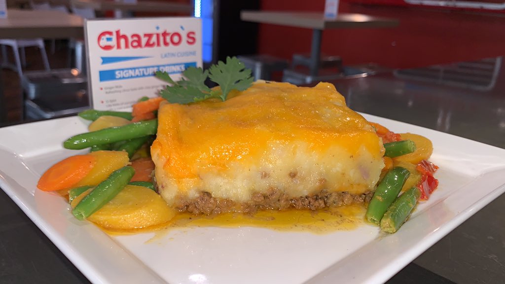 chazitos's tweet photo. Pastelon Special - $8 ! (in the Boro)

• Beef puerto rican shepard’s pie, served w/ mixed vegetables! yummy! https://t.co/CLzIAv8Xja