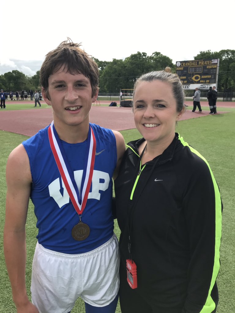 CranfillGreg's tweet photo. Arik - Regional Qualifier in the 3200m!
#PTF https://t.co/9yX2SE0WXk