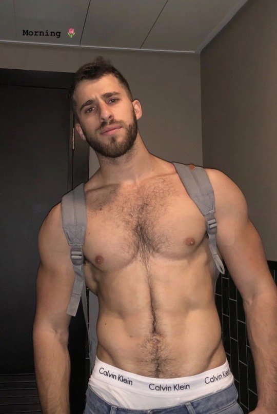 you2knowit's tweet photo. This fucker always gets me going https://t.co/QQwIccqbfV