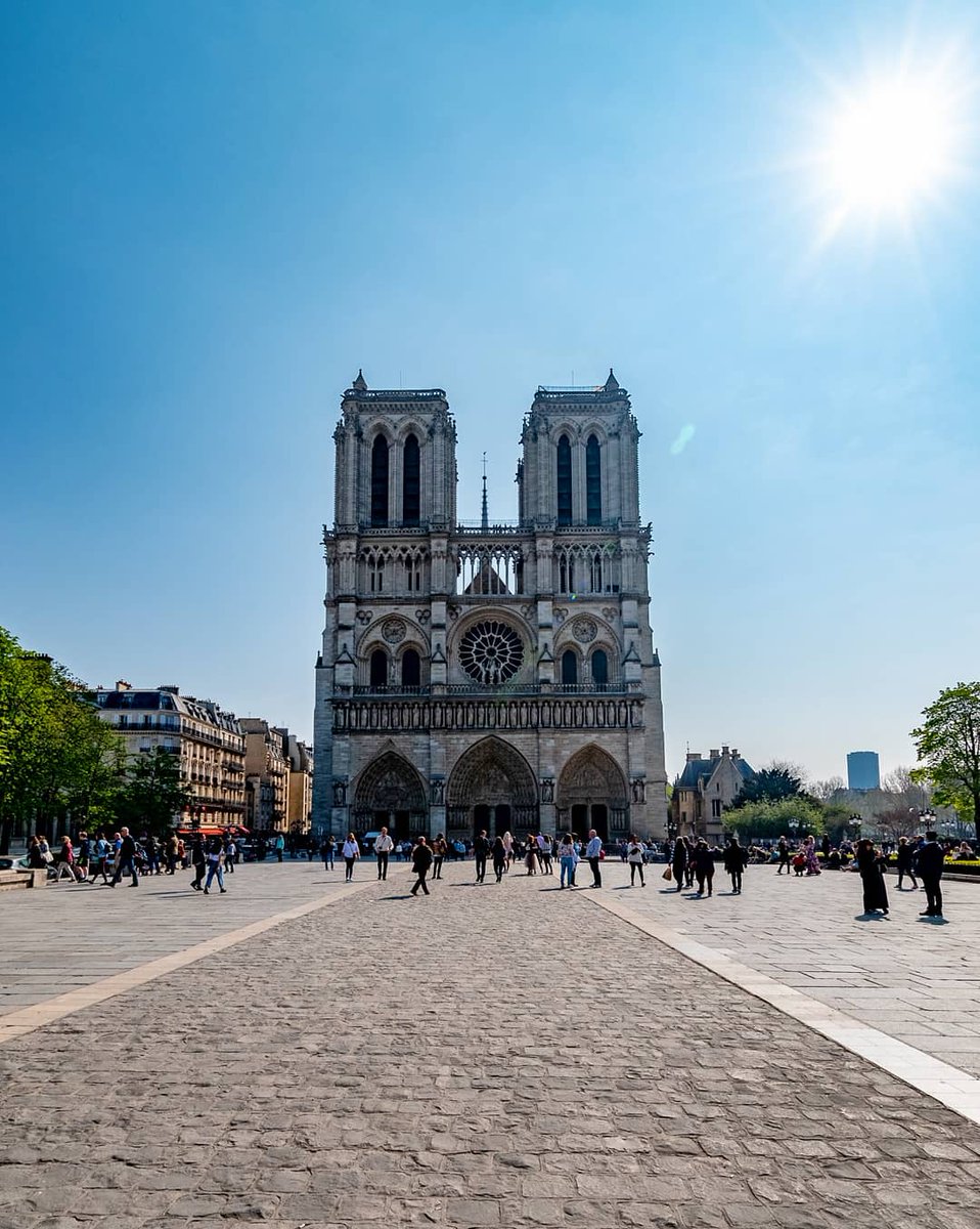 EditorExpats's tweet image. #RT @ExpatsinParis: RT @ParisJeTaime: Thank you everyone for sharing your beautiful pics &amp;amp; memories of #NotreDame &amp;amp; for spreading the love! ❤️ Special thanks to @celiaintokyo, @StefanieandAdam &amp;amp; @ArnaudDeParis for this week's #Paris pics selection! #Pari…