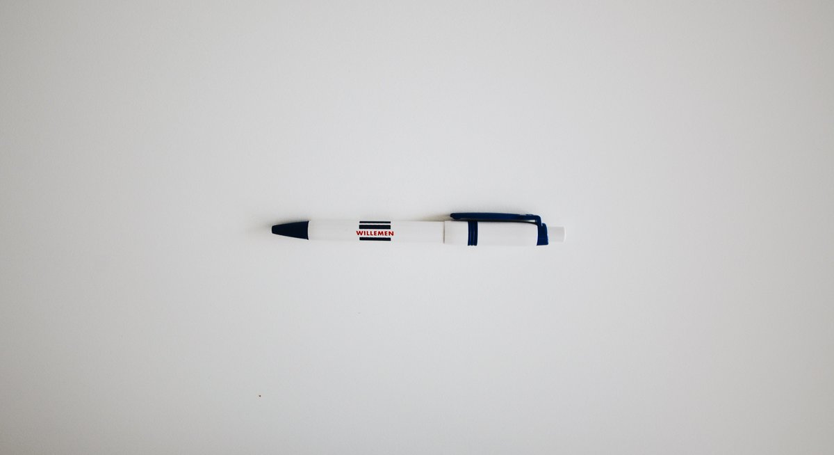 Kriebelt het om deze pen op te nemen en mee te schrijven aan ons verhaal? ✍

Ideaal! Want onze Communicatiedienst is op zoek naar een toffe collega. Meer info op bit.ly/2DjgIVG

#collegagezocht