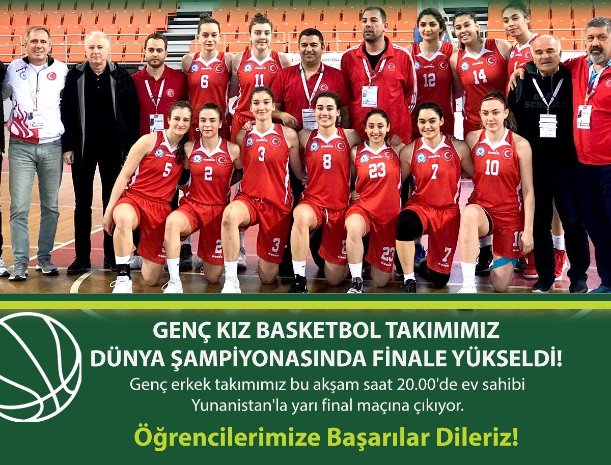 Genç kız basketbol takımımızın finale yükselmesinin ardından, genç erkek takımımız da bu akşam 20.00’de ev sahibi Yunanistan ile yarı final maçına çıkıyor!
Maçı canlı olarak izlemek için: youtube.com/watch?v=SYw2Ec…