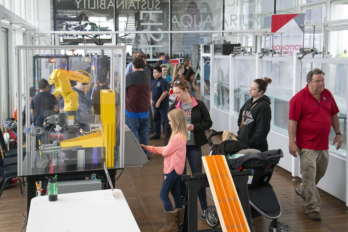 discoveryworld's tweet image. Robots are awesome! Join Discovery World and @ROKAutomation for day two of #RoboticsWeek and ignite the spark that could lead to an amazing career. #SpringBreak