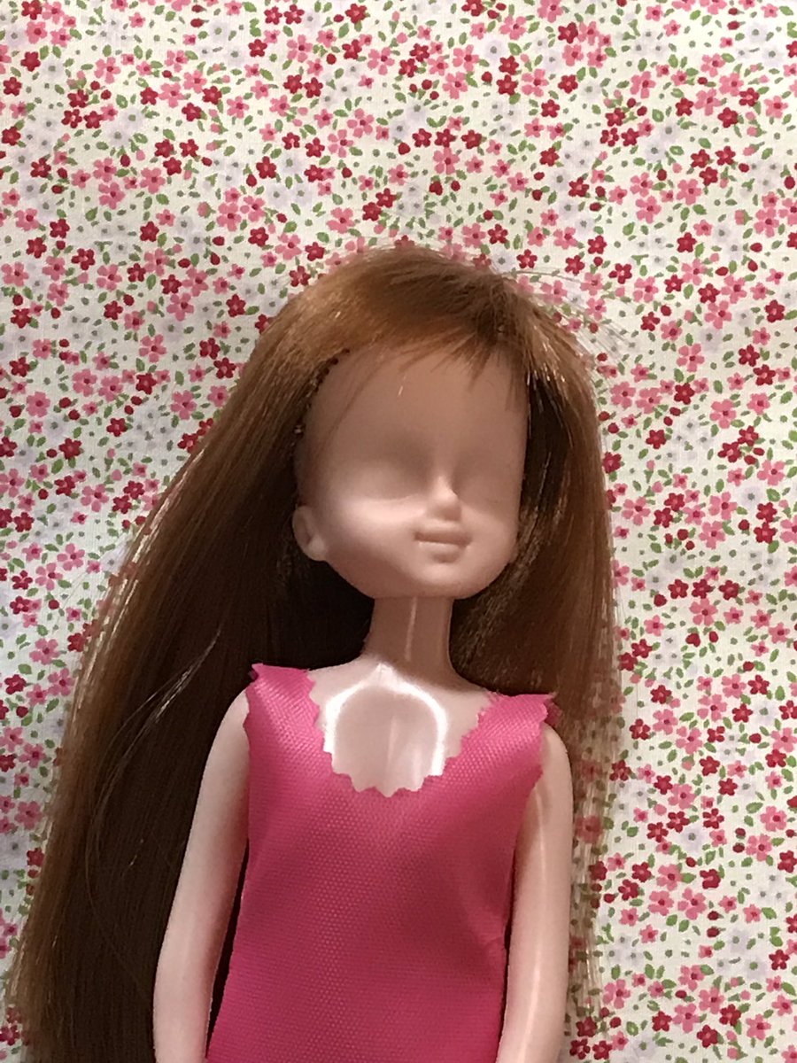 ダイソーのエリーちゃんをリペイントしました(о´∀`о) リトル