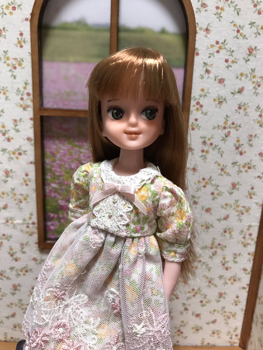 ダイソーのエリーちゃんをリペイントしました(о´∀`о) リトル