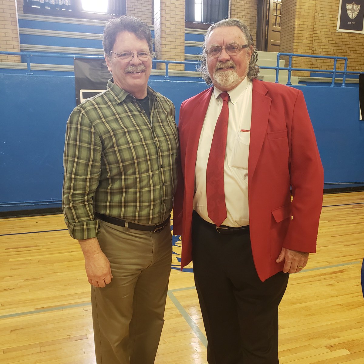 Thank you to Immaculate graduate and President of City Fire Equipment Company Paul McGrath ‘75 for coming to visit and see our “After the Fire” assembly! Always great to have a graduate back in these hallowed halls!