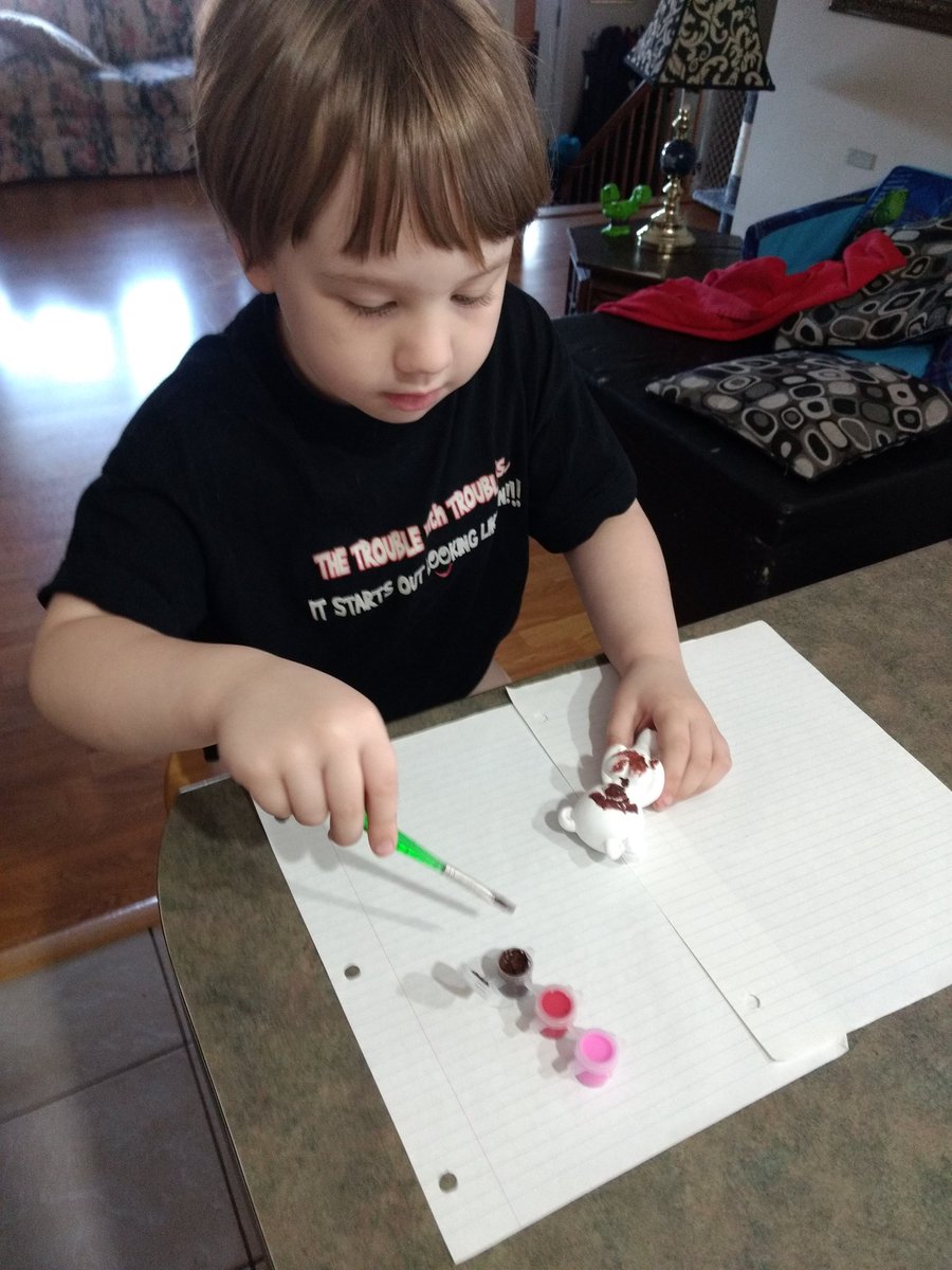 Then we got our Easter egg hunt kit from the Easter bunny alittle early.He was super nice to give us the option of in or outside depending on the weather.
I will be sharing these with you in an additional post later today or tomorrow.