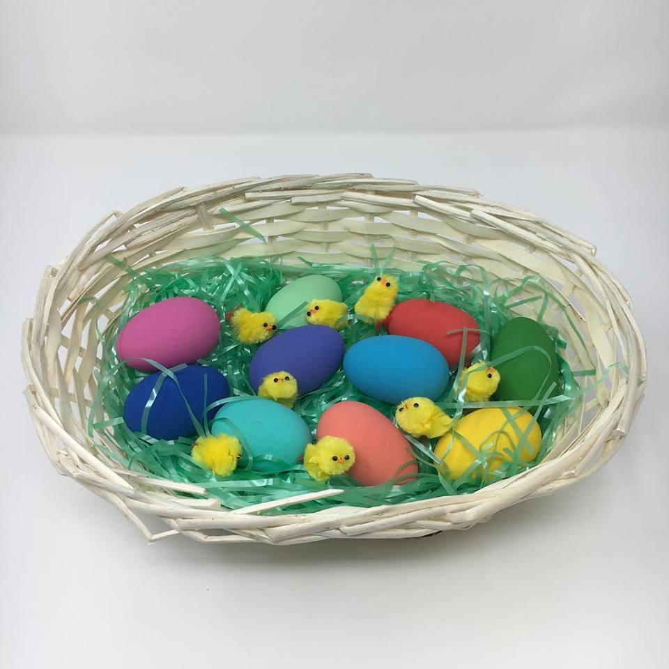 mypainthouse's tweet photo. All Painthouse colours are toxin free, child safe and pet safe, so if you have some paint left over have a bit of Easter Fun with the rest of the family… After painting our office wall, we used the rest on these wooden eggs and basket. And we just love the colourful results! https://t.co/MjQJwkZh54