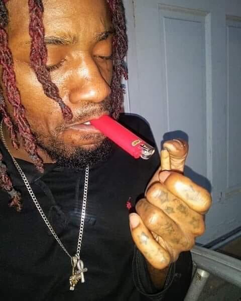scn_6c's tweet photo. I’m trying be this high on 4/20😂 @charlestravis71 https://t.co/dJp0gI84an