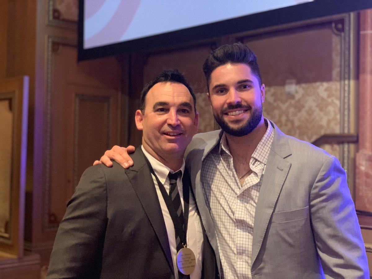 Last night, Austin Hedges presented his childhood coach and mentor, Joe DeMarco with a @CoachingCorps Gamechanger award 👏