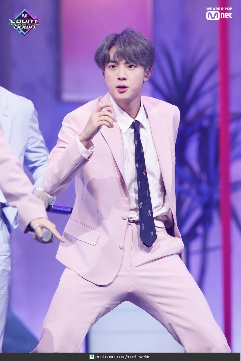 RLarioja's tweet photo. 📍 MCountDown @BTS_twt
.190418
.
. JIN
.
.
#MAP_OF_THE_SOUL_PERSONA #Dionysus #BTS #방탄소년단 #MCOUNTDOWN #BoyWithLuv https://t.co/tstirZdEyz
