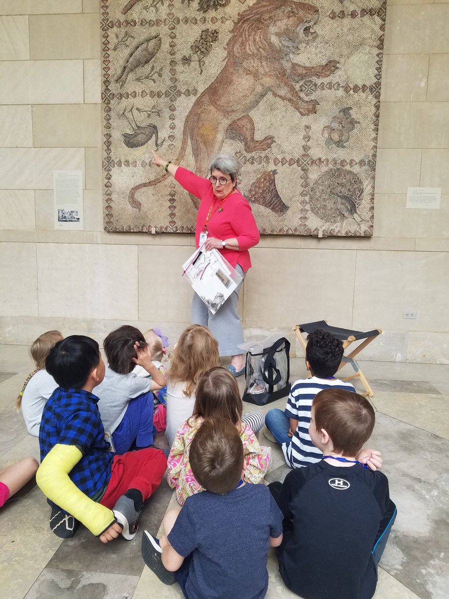 tcguth's tweet photo. Kindergarten students developing language and literacy through the arts at the BMA!
#DLLA
#fieldtripfun
@missyfanshaw
@RodgersForgeES https://t.co/3r6miG0Tpi