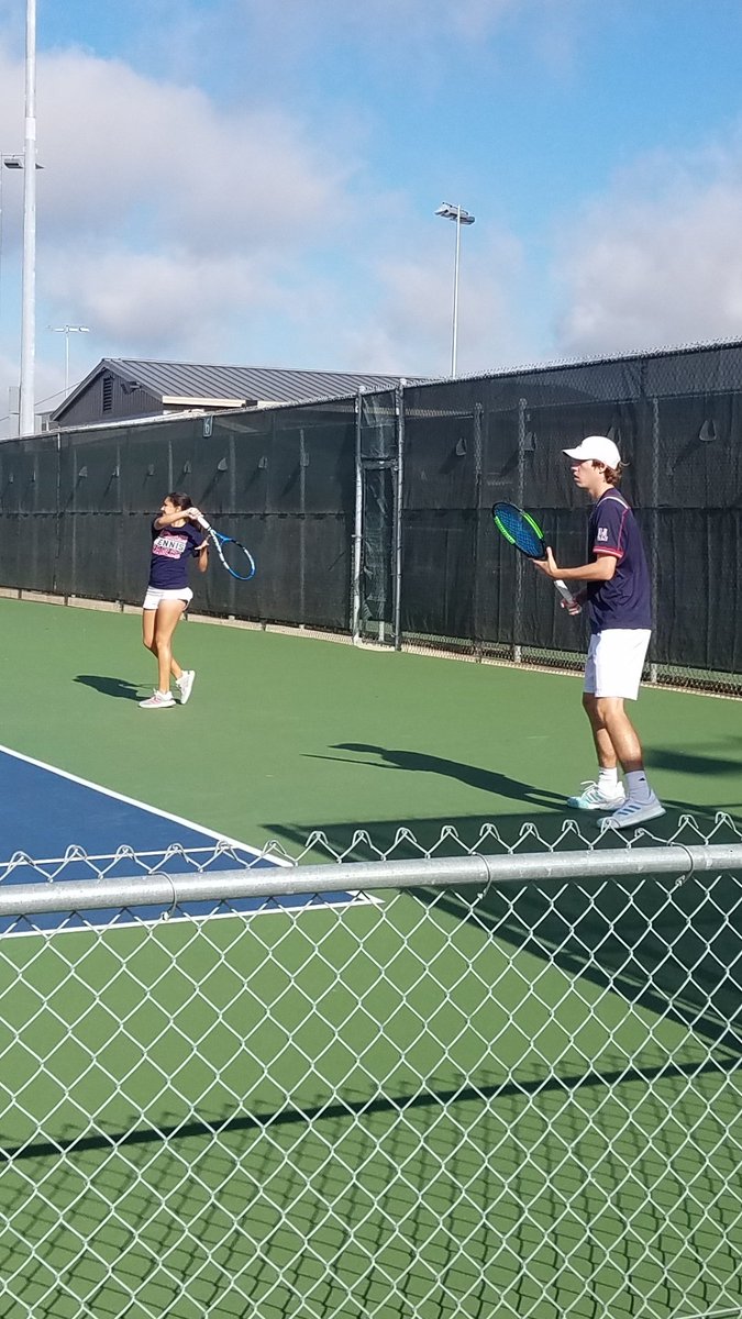 vetstennis's tweet photo. Our Mixed Team advances to Regional Finals! Let's go Haylie Rios and Jason Loyd! 🦅🎾 https://t.co/pXrom27oxt