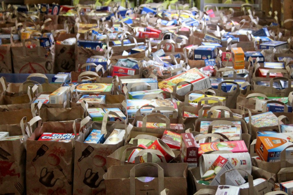2019 Nutley Scouting for Food Food Drive Smashes All Previous Records blacktieandflipflops.com/2019/04/18/201…