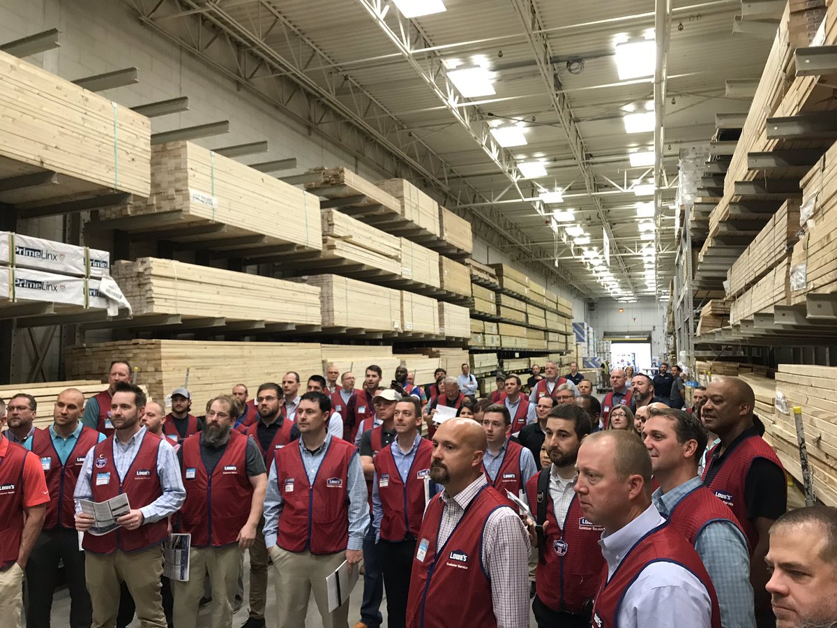 kevinmedinscop1's tweet image. Great Merchant walk and day spent in Lowe’s of West Knoxville, TN. Merchants of Rough Electrical and Plumbing from SSC talking about their products. Store looked amazing, hosted by Mike Smith Store Manager. @1280Market @bamajdb