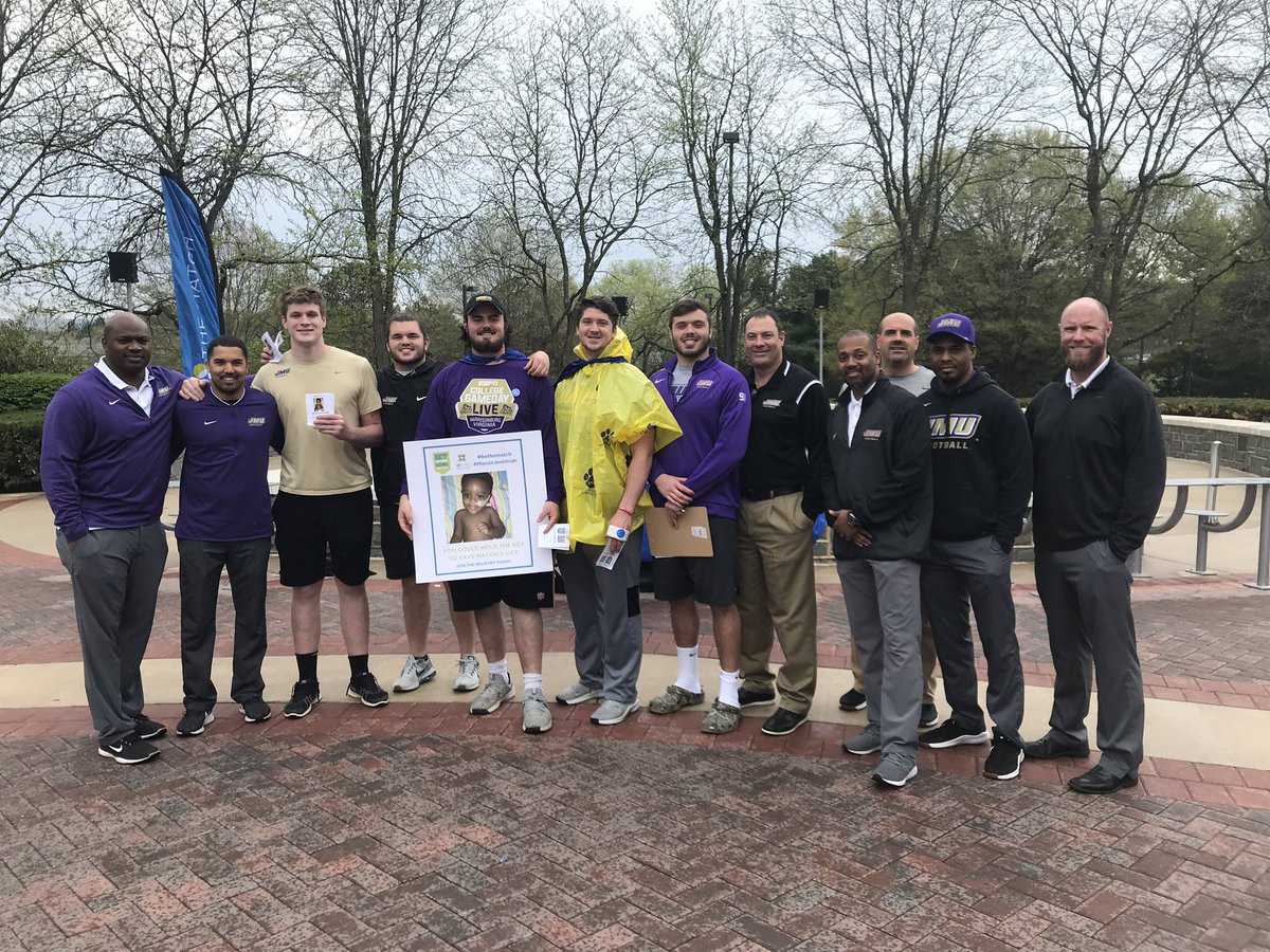 JMUFootball's tweet photo. From now until 4, register for the bone marrow registry around campus for @BeTheMatch!

#GoDukes https://t.co/4Y6p68DC6N