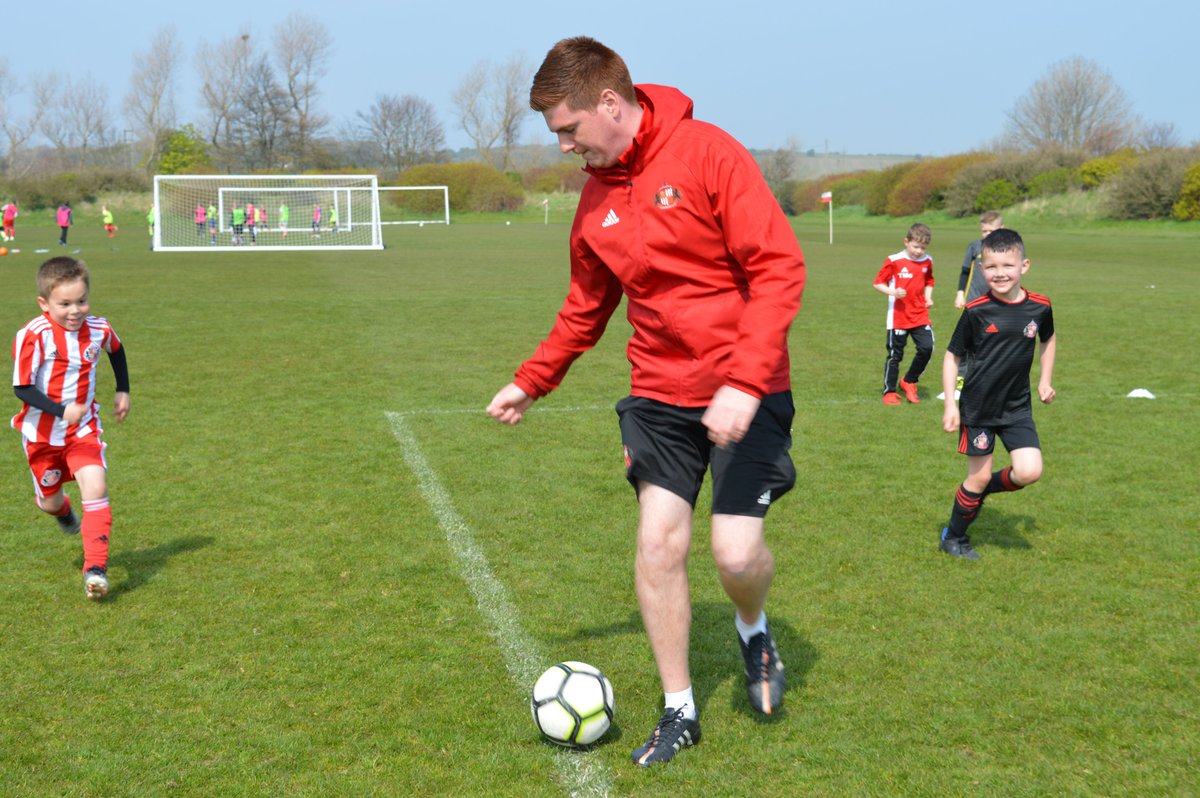 Over the past two days we have welcomed 110 youngsters to the Academy of Light who took part in an Easter #HolidayCourse.  Thank you to <a href="/10LewisMorgan/">Lewis Morgan</a> and <a href="/jimmydunne70/">James Dunne</a>