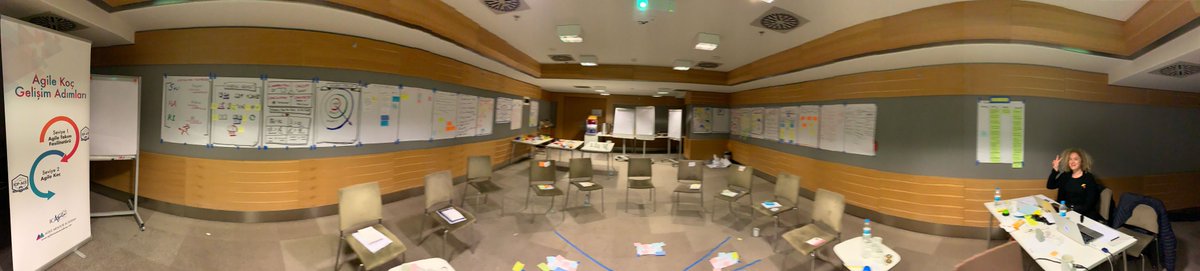 MentorAgile's tweet photo. Bol bol fasilitasyonla dolu Agile Takım Fasilitatörü eğitimimizin ilk gününü tamamladık! 👏👏
#icagile #agile #teamfacilitator
https://t.co/51zqAnf7A8 https://t.co/dP1tf6rj06