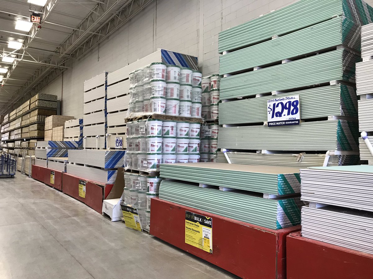 kevinmedinscop1's tweet image. A great day at Lowe’s #486 West Knoxville, TN hosting a Merchant Walk today. The store was dialed in and looked great, great job to Mike Smith Store Manager and his entire store team. Taking it from Good to Great!!! 💪💪💪@1280Market @bamajdb