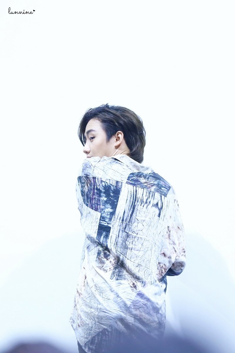 lunnine_'s tweet photo. 190324 Memory19thofMark
有一個我定期資助的孩子……
聽說他下禮拜有個才藝表演 所以我要去觀看📸
@Mmarksiwat

#Memory19thofMark
#Marksiwat
#หัวใจศิวัช https://t.co/FB7aggqoaw