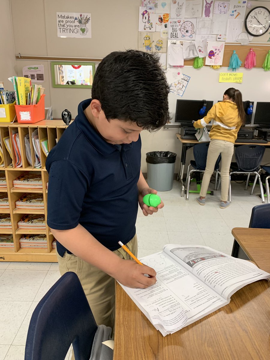 AlmeidaG16's tweet photo. Egg-cellent way to monitor comprehension 🐣📖✏️🤓 my students are #Eggcellent #ITeachThird #Teachers  #EggHunt #iAmEPISD https://t.co/REnQC7gotQ