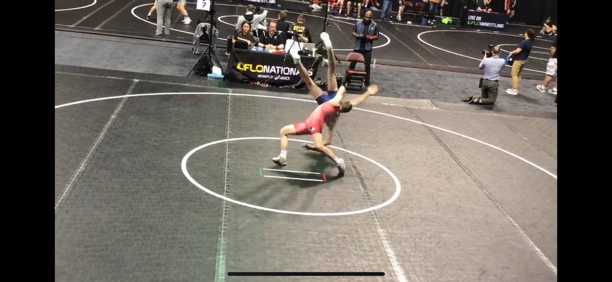 DanielKozanecki's tweet photo. @GNHSWRESTLING @lmkozanecki @zim96ss @NKozanecki @lmkozanecki Big 5 point move to finish off his opponent. https://t.co/aySNQQ3Us3