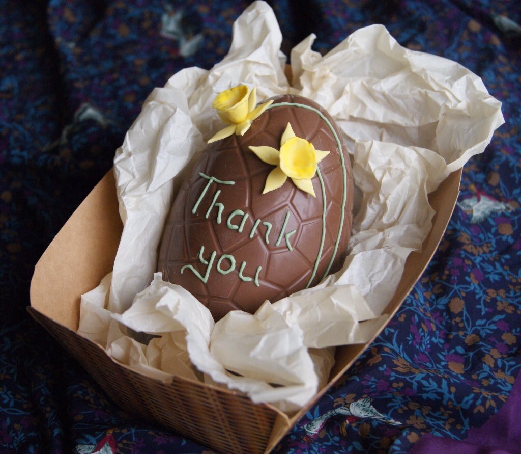 AntonyTiernan's tweet photo. A very BIG thank you to all of the NHS doctors, nurses, pharmacists, paramedics, porters, cooks, electricians, cleaners, call handlers, physios, midwives, radiographers, social workers, dentists + many others working this Easter weekend #TeamNHS #BankHolidayWeekend 🐣🐣🐣 https://t.co/h5P0uJfDuP