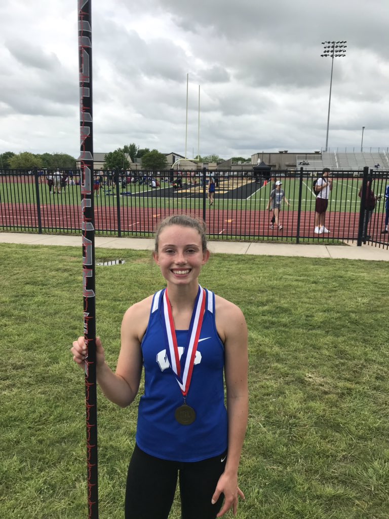 CranfillGreg's tweet photo. KK - Area Champion and Regional Qualifier in the Pole Vault!
#PTF https://t.co/x21k1WG6Mk