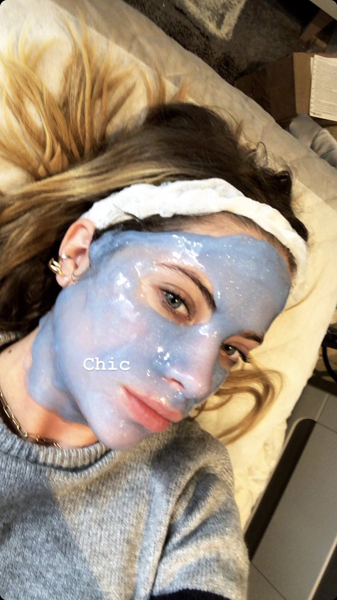Face mask..