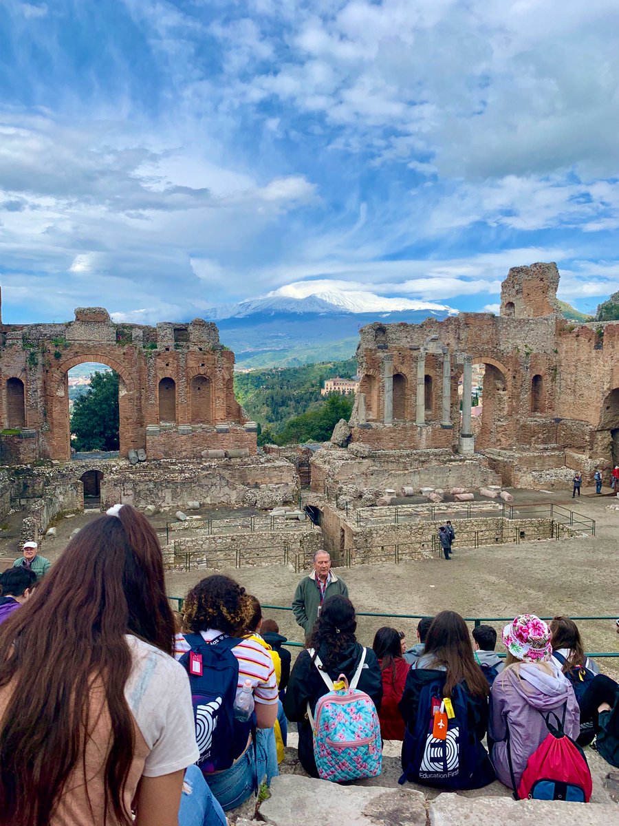 TravelRams's tweet photo. Touring Taormina 🇮🇹 https://t.co/g2IIRAXkWo