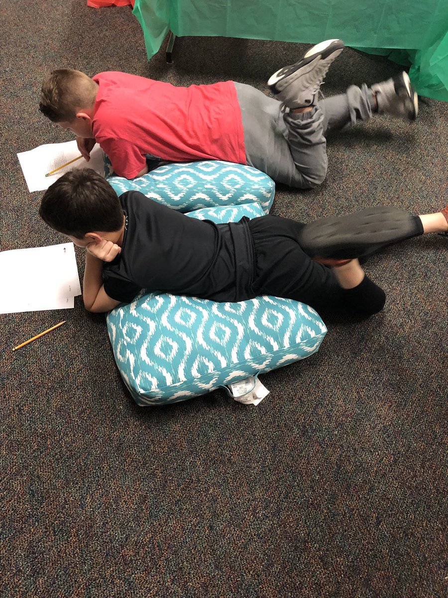 Hayylaylay's tweet photo. Today is the start of our Candy Land STAAR Review! My room is a game board, and the kiddos 💜 it! S’s are working w/ partners, choosing passages to complete, tracking their progress by grading themselves, and moving along the Candy Land board! @BernshausenKISD #Promise2Purpose https://t.co/SpTDnUuOn2