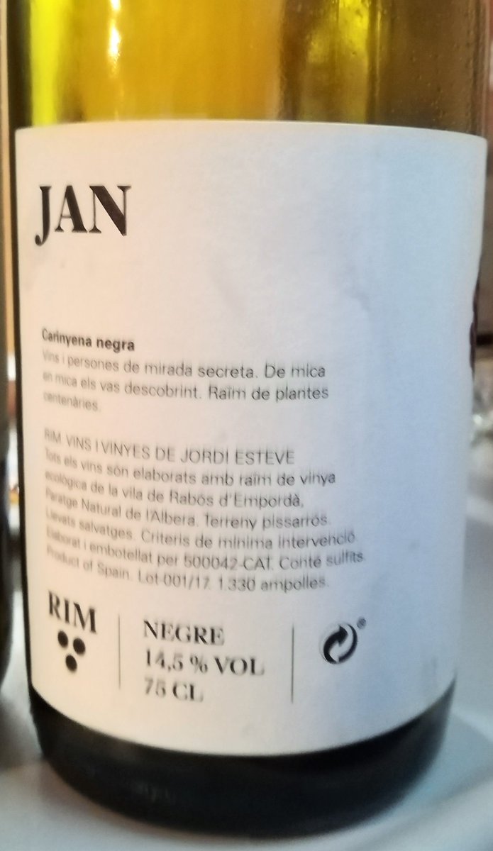 Després no diguis que no t'ho vaig dir. Genial.😋😋😋😋😋
<a href="/rimemporda/">Rimemporda</a> 
gotesdevi.blogspot.com/2019/04/0032-j…