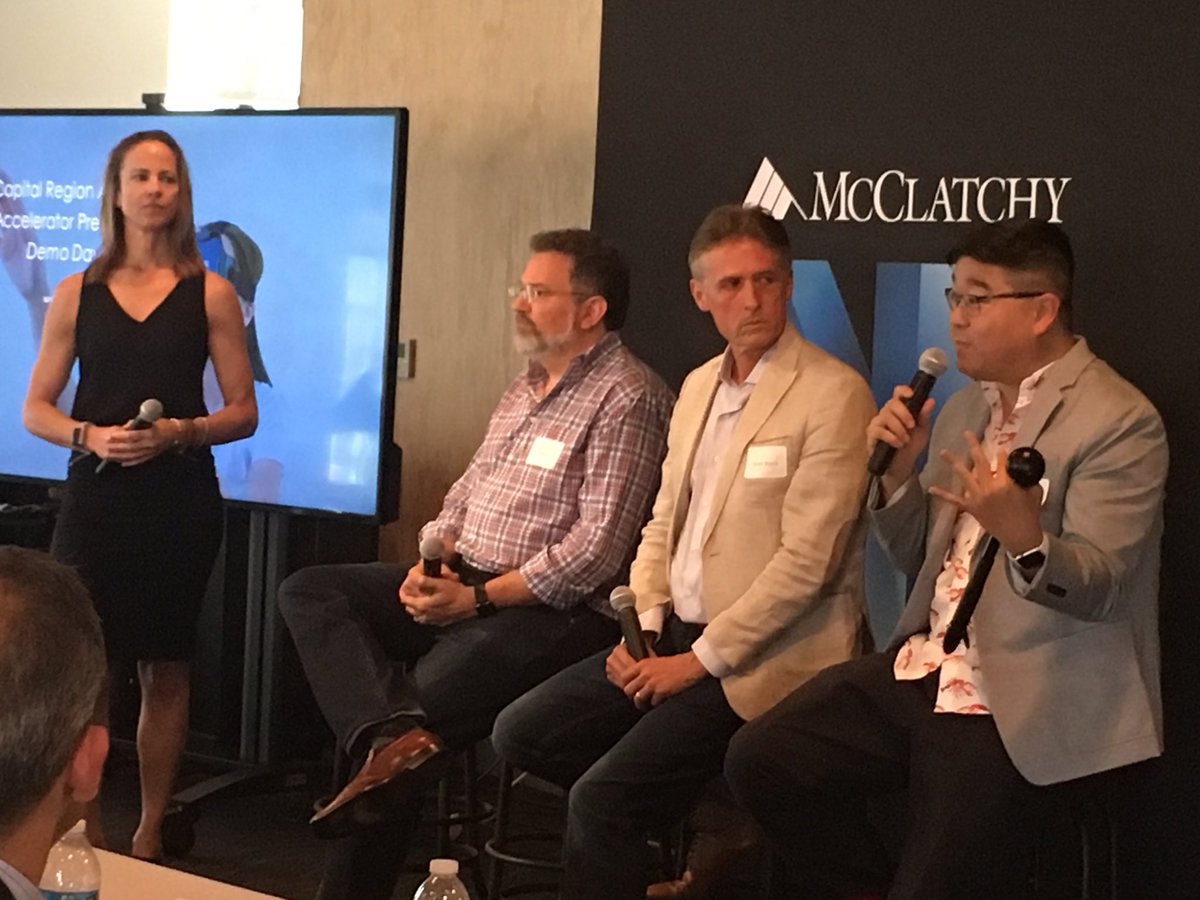 The expertise of the panel at the Capital Region #AR #VR Accelerator Demo Day is impressive! @VirtualGirlNY w/@endeavorvr, @tipatat w/ @thevrfind, Frank Black w/@htcvive, David Anderman, former COO at Lucas Films.