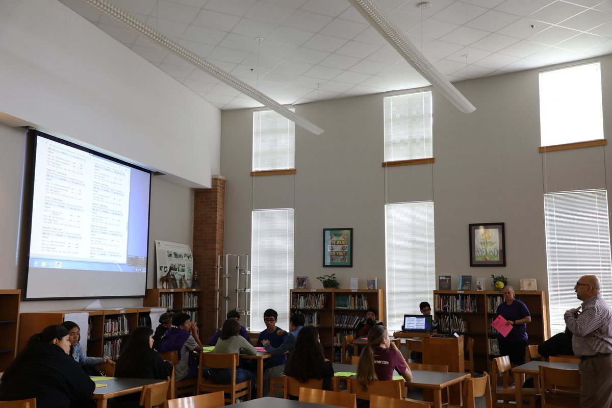 SanMarcosCISD's tweet photo. San Marcos CISD hosted a Destination College &amp; Career Fair for 8th grade students at Goodnight &amp; Miller middle schools. The fair allowed students to learn from local professionals, hear from university &amp; military reps, and learn about Tech companies such as Google &amp; Microsoft. https://t.co/x5sew1BkU2